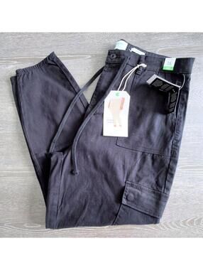 RE Generation Black High Rise Black Skinny Cargo Pants Women